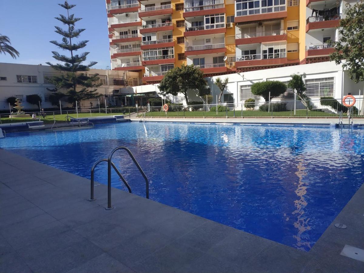 Benalmadena Playa Apartment ภายนอก รูปภาพ